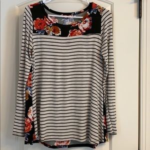 Women’s long sleeve shirt